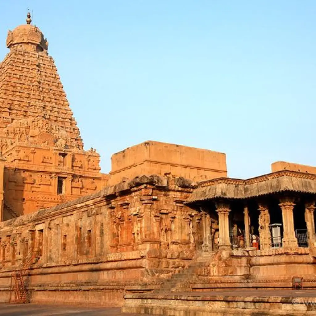 great living chola temples tour package, thanjavur chidambaram tour package, unesco sites in tamilnadu tour, 3 day tour package from thanjavur, thanjavur gangaikonda cholapuram darasuram, chidambaram nataraja temple tour, south india heritage tours, thanjavur sightseeing package