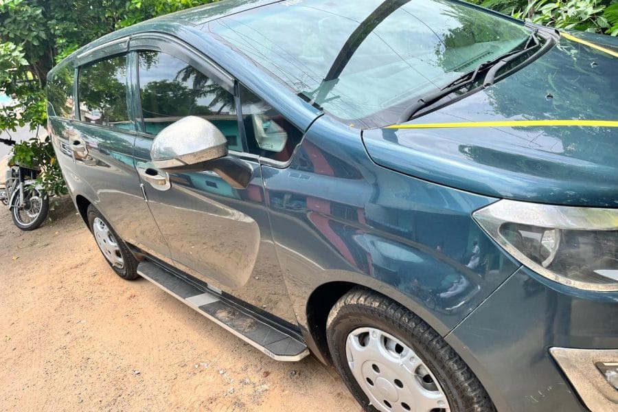 Marazzo 8 Seater